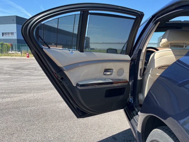 BMW Série 7 760 iA 6.0 L V12 445 ch FULL OPTIONS