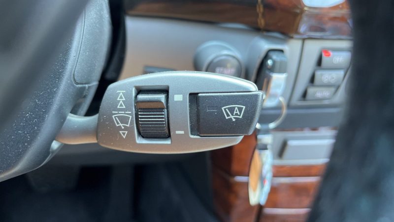 BMW Série 7 760 iA 6.0 L V12 445 ch FULL OPTIONS