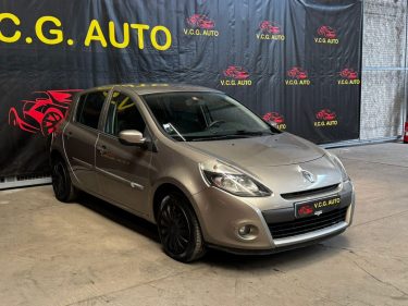 RENAULT CLIO III 1.5 DCI 70 Dynamique 