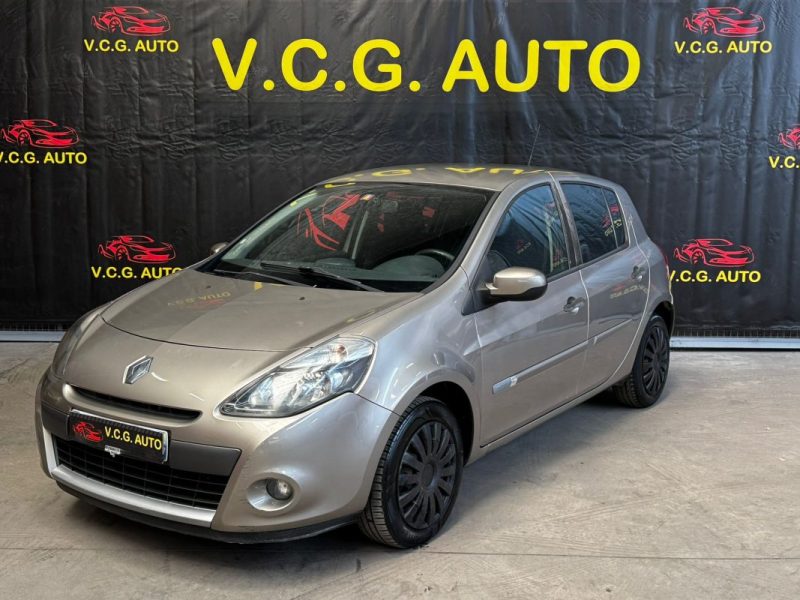 RENAULT CLIO III 1.5 DCI 70 Dynamique 