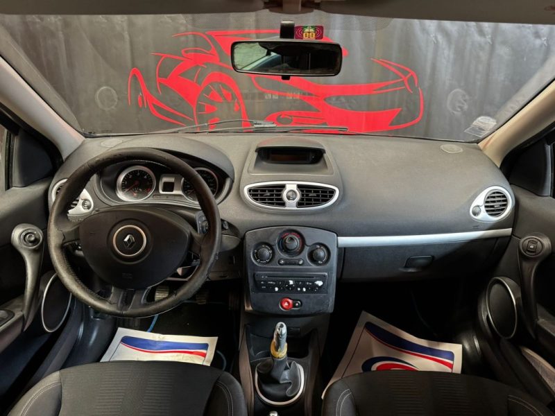 RENAULT CLIO III 1.5 DCI 70 Dynamique 