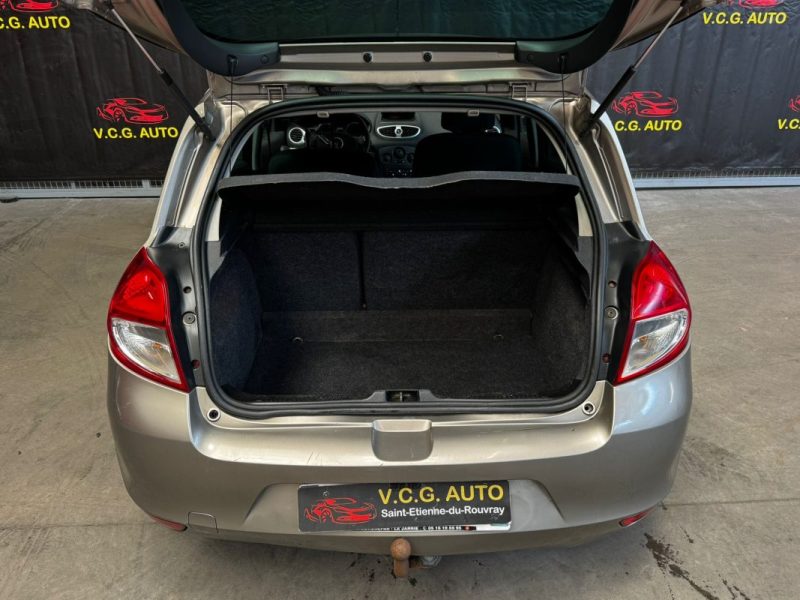 RENAULT CLIO III 1.5 DCI 70 Dynamique 