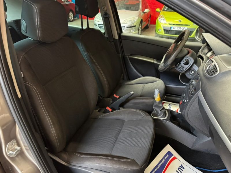 RENAULT CLIO III 1.5 DCI 70 Dynamique 