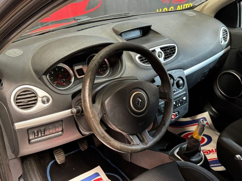 RENAULT CLIO III 1.5 DCI 70 Dynamique 