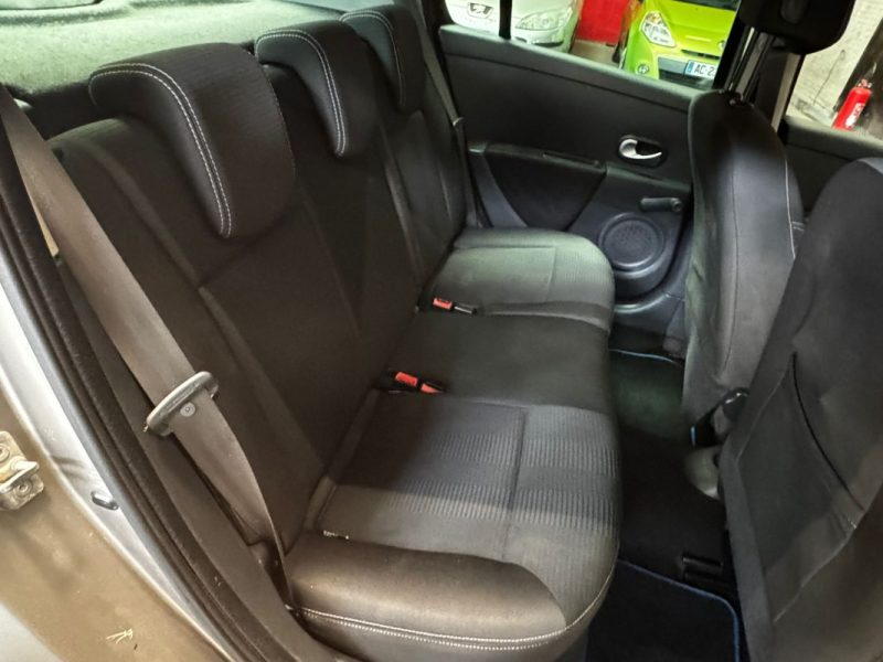 RENAULT CLIO III 1.5 DCI 70 Dynamique 