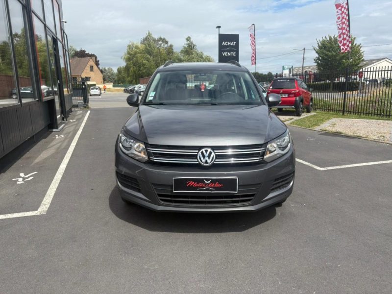 VOLKSWAGEN TIGUAN 2016