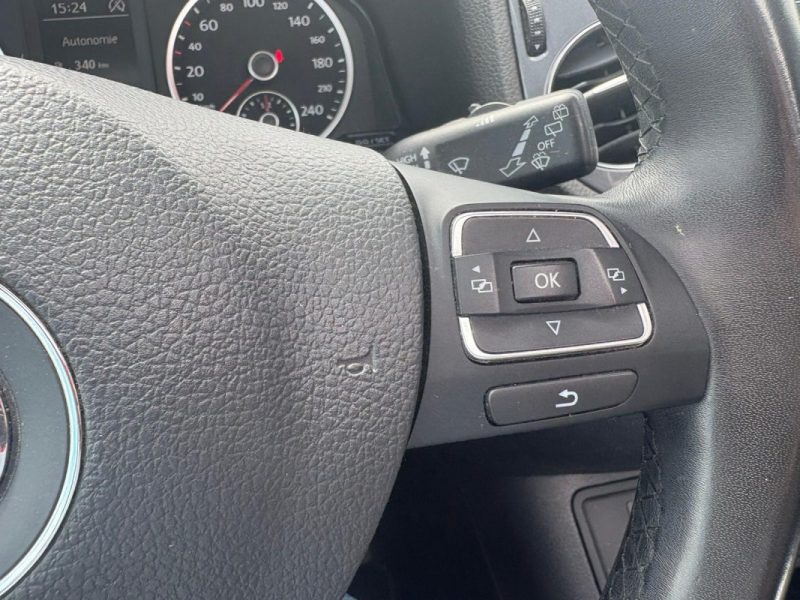 VOLKSWAGEN TIGUAN 2016