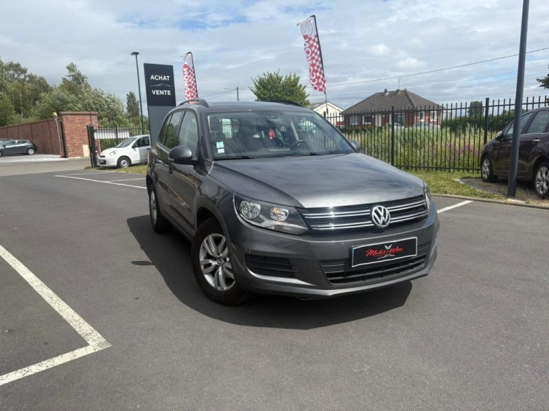 VOLKSWAGEN TIGUAN 2016