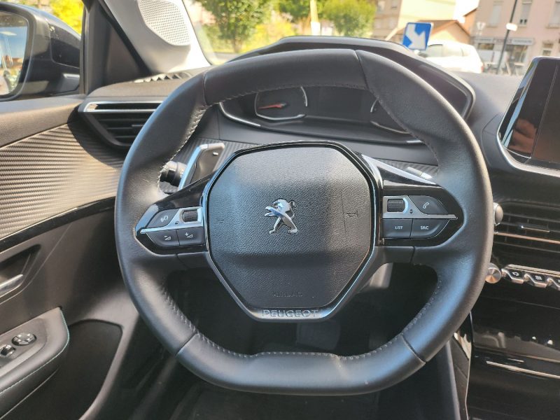 PEUGEOT 208 1.2PTEC