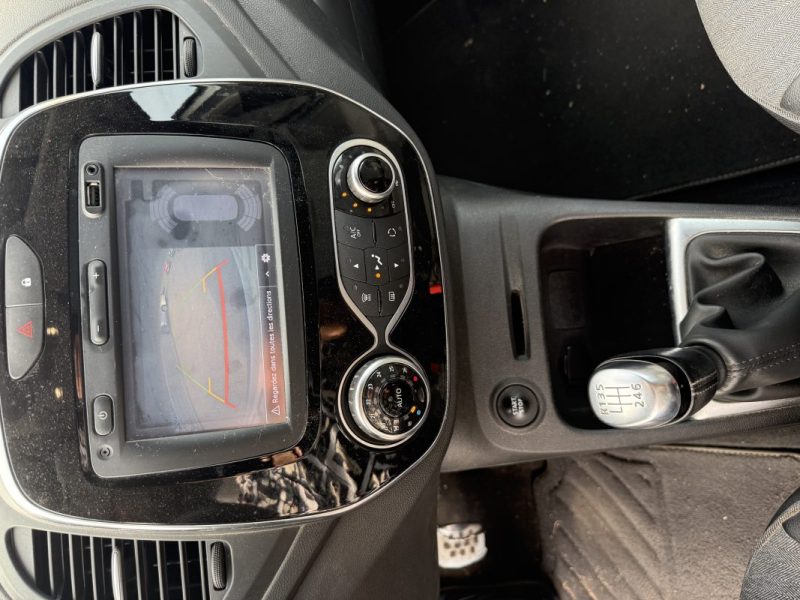 RENAULT CAPTUR ess 120ch INTES 2018