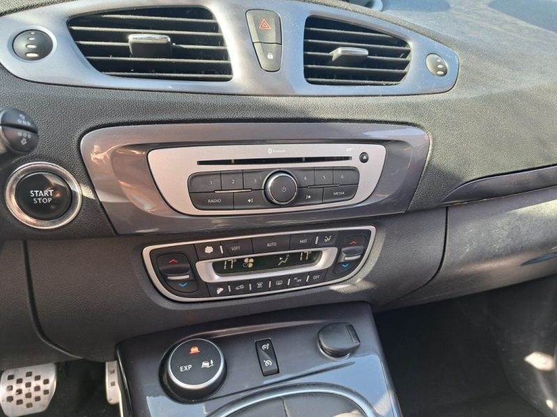 RENAULT MEGANE SCENIC 2014