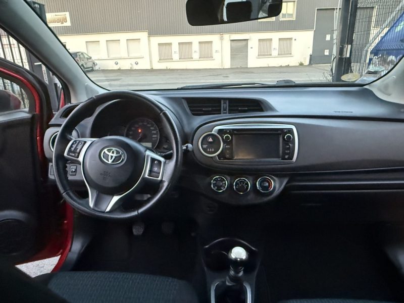 TOYOTA YARIS 2012