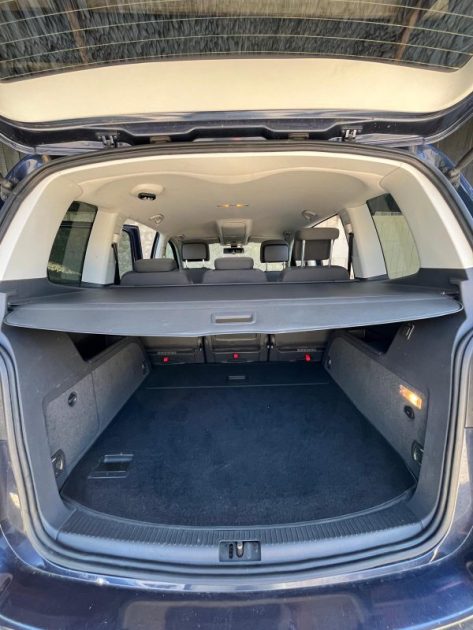 VOLKSWAGEN TOURAN 2013