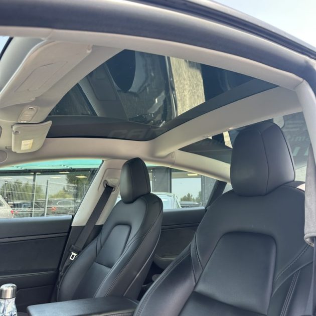 TESLA MODEL 3 STANDARD RANGE +