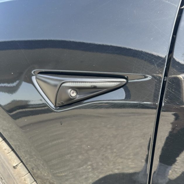 TESLA MODEL 3 STANDARD RANGE +
