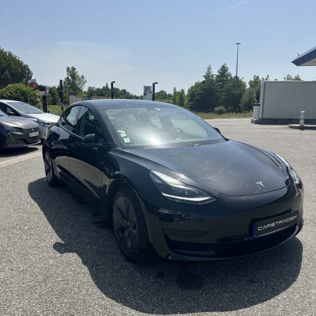 TESLA MODEL 3 STANDARD RANGE +