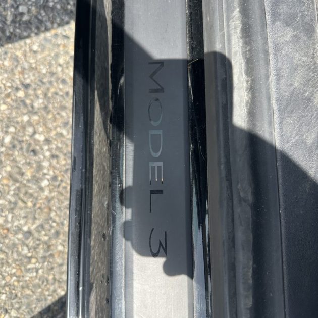 TESLA MODEL 3 STANDARD RANGE +