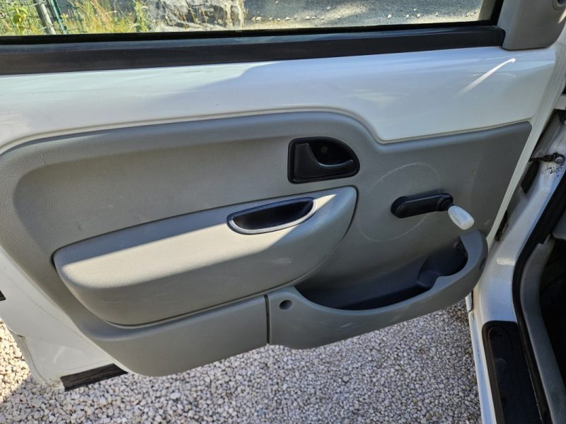 RENAULT CO12+ I5 2002