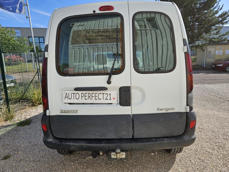RENAULT CO12+ I5 2002