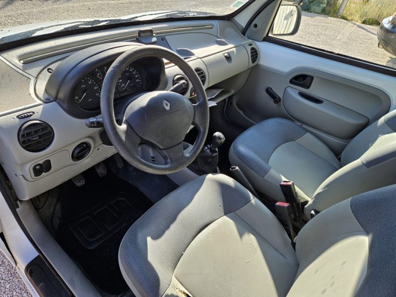 RENAULT CO12+ I5 2002