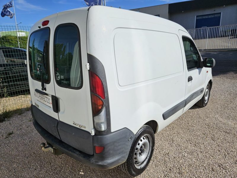 RENAULT CO12+ I5 2002