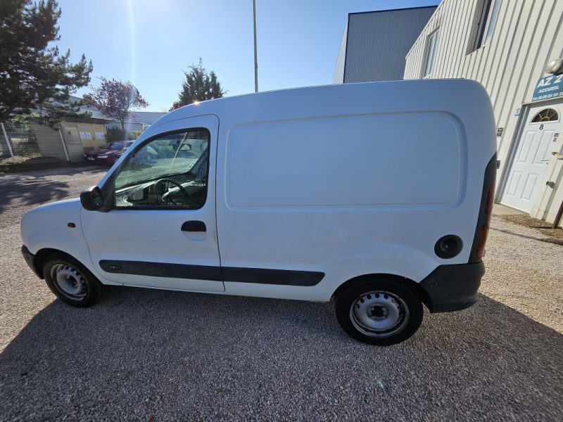 RENAULT CO12+ I5 2002