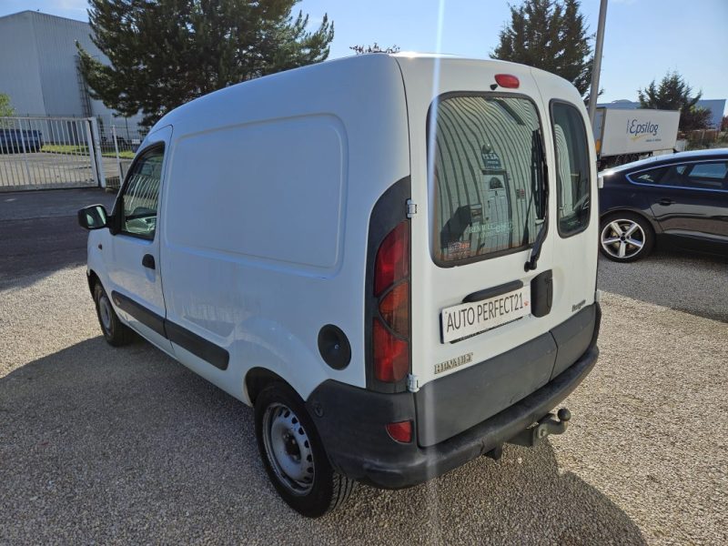 RENAULT CO12+ I5 2002