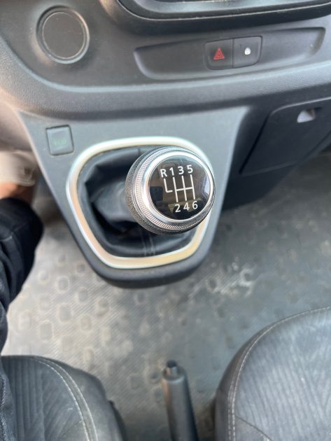 RENAULT TRAFIC 2021 L1H1 1200 2.0 dCi 120ch