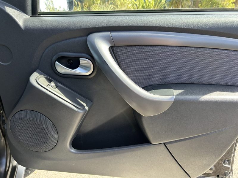 DACIA DUSTER 2017 BLACK TOUCH _ GARANTIE 12 MOIS 