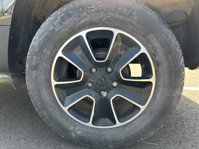 DACIA DUSTER 2017 BLACK TOUCH _ GARANTIE 12 MOIS 