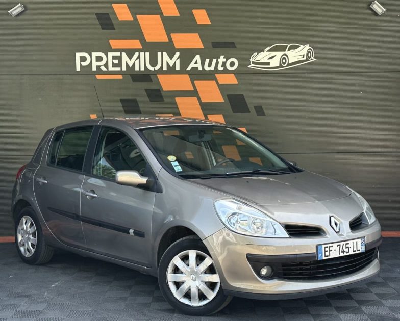 1.5 DCI 85 cv finition Extreme Climatisation Kit Distribution Neuf CT OK 2027