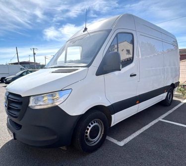 MERCEDES B SPRINTER 2023