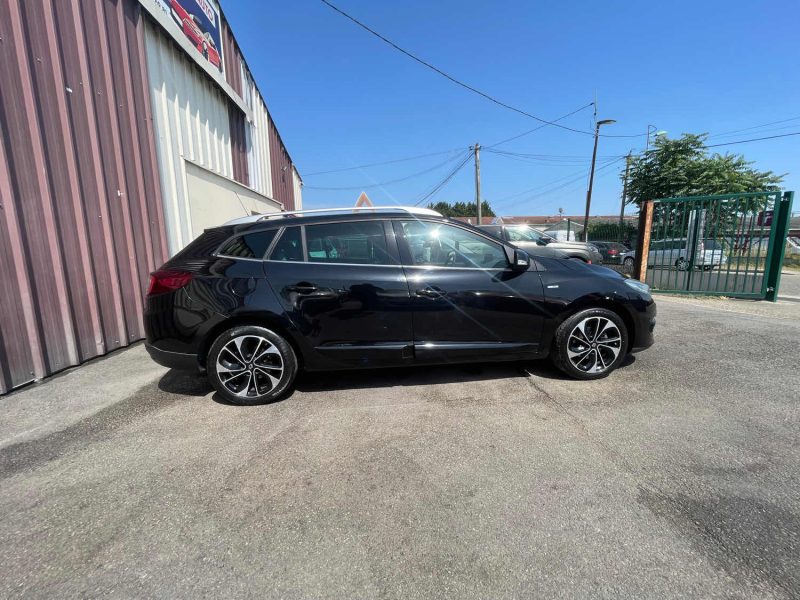RENAULT MEGANE 3 BOSE 1.2i - 16V TCE 130CV BOITE AUTO CRIT'AIR 1 2016