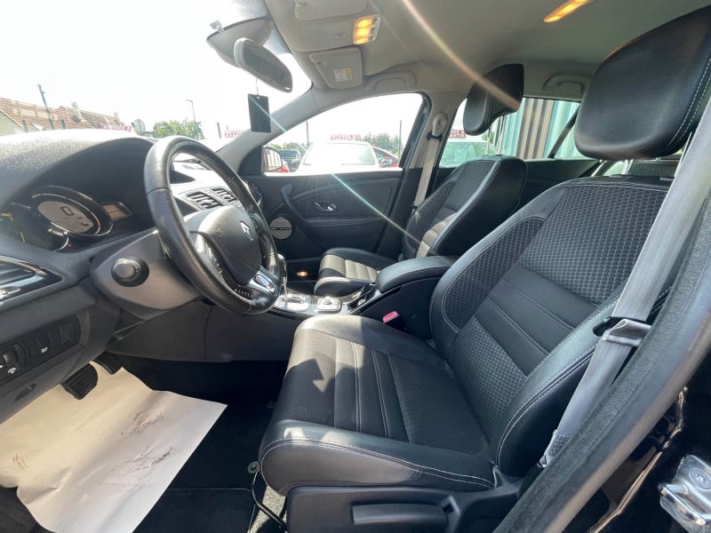 RENAULT MEGANE 3 BOSE 1.2i - 16V TCE 130CV BOITE AUTO CRIT'AIR 1 2016