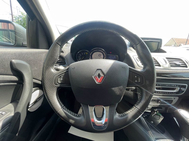 RENAULT MEGANE 3 BOSE 1.2i - 16V TCE 130CV BOITE AUTO CRIT'AIR 1 2016