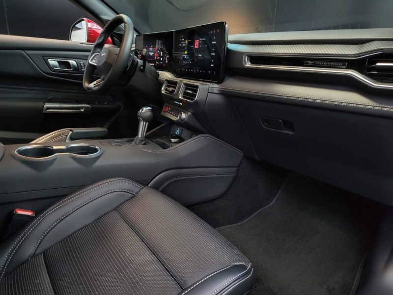 FORD MUSTANG FASTBACK 5.0 V8 450 cv GT PERFORMANCE 