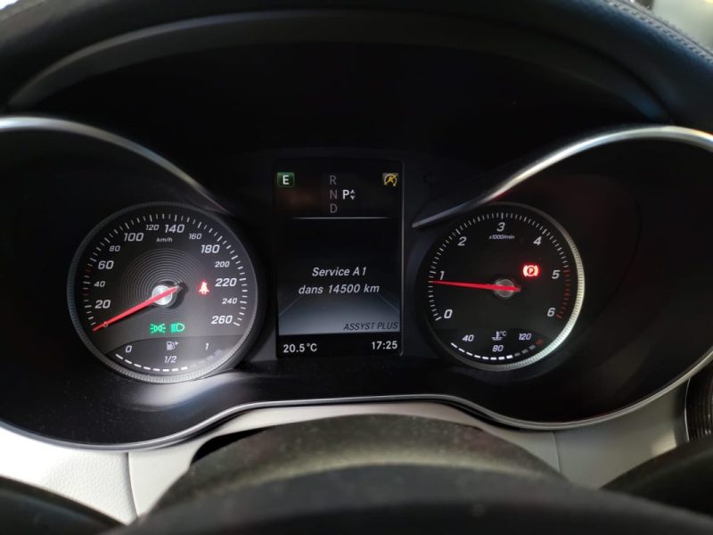 MERCEDES CLASSE C 180 D 122cv BUSINESS / INTERIEUR CUIR BLANC / SUIVI COMPLET MERCEDES 