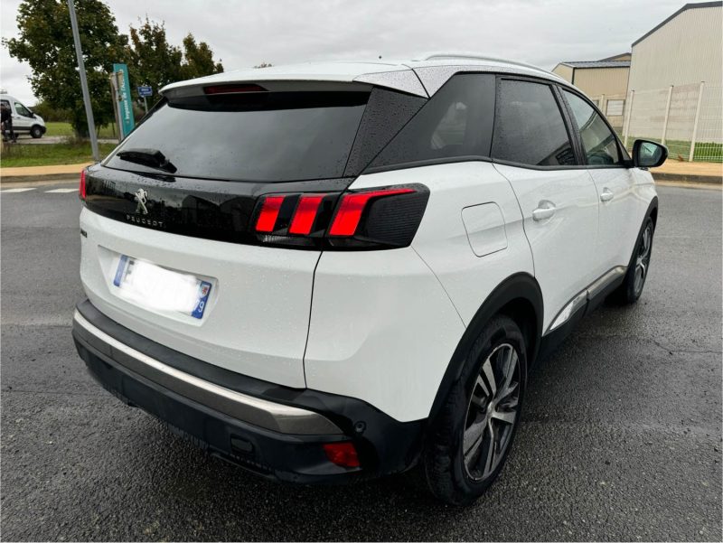 PEUGEOT 3008 SUV 2017