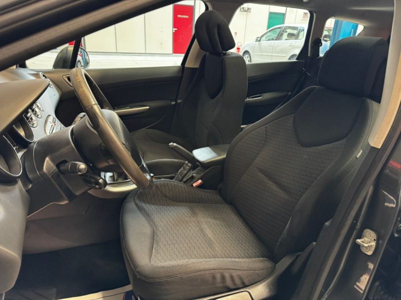 PEUGEOT 308 SW 2.0 HDI 136 Premium 