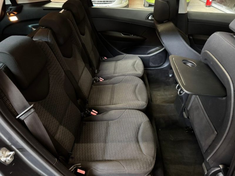 PEUGEOT 308 SW 2.0 HDI 136 Premium 