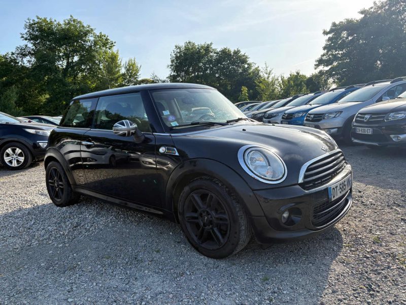 MINI MINI 2 (R56) LCI One 1.6 i 16V 75 cv 2013