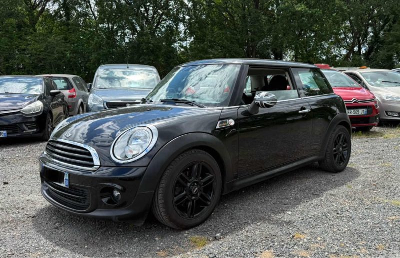 MINI MINI 2 LCI One 1.6 i 16V 75 cv garantie 12 mois