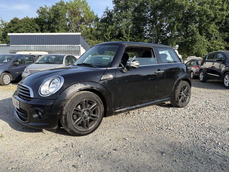 MINI MINI 2 (R56) LCI One 1.6 i 16V 75 cv 2013
