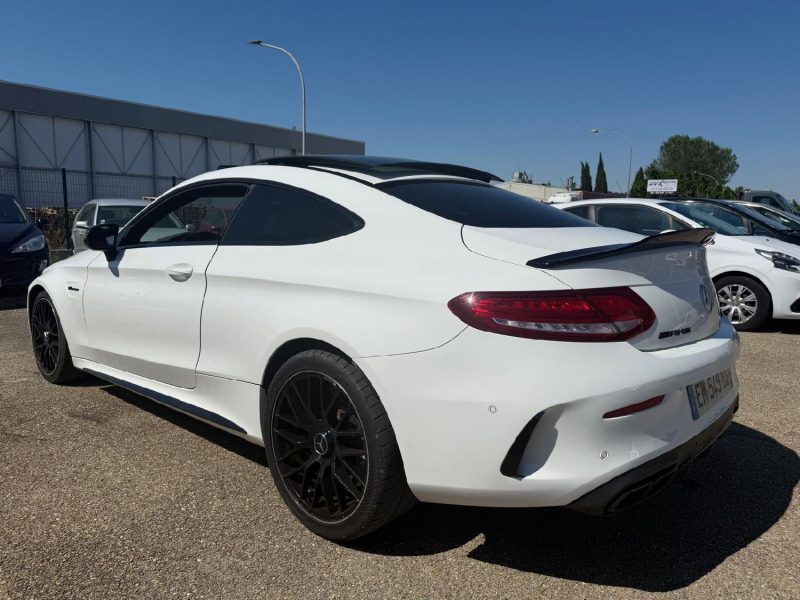 MERCEDES C63 Coupé AMG 476CH