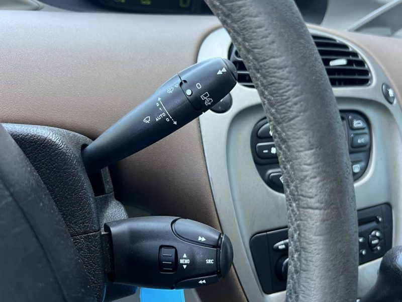 CITROEN PICASSO XSARA EXCLUSIVE 2.0 i 138 BOITE AUTOMATIQUE CLIMATISATON REGULATEUR - GARANTIE 1 AN