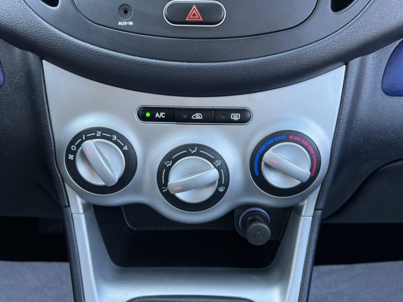 HYUNDAI i10 1.2 77 Cv 5 PORTES CLIMATISATION BLUETOOTH 67 700 Kms - GARANTIE 1 AN