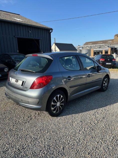 PEUGEOT 207 1.4 HDi 70ch BLUE LION Urban