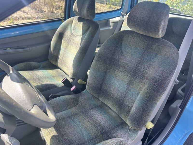 RENAULT TWINGO 1999 (2) 1.2 FIDJI