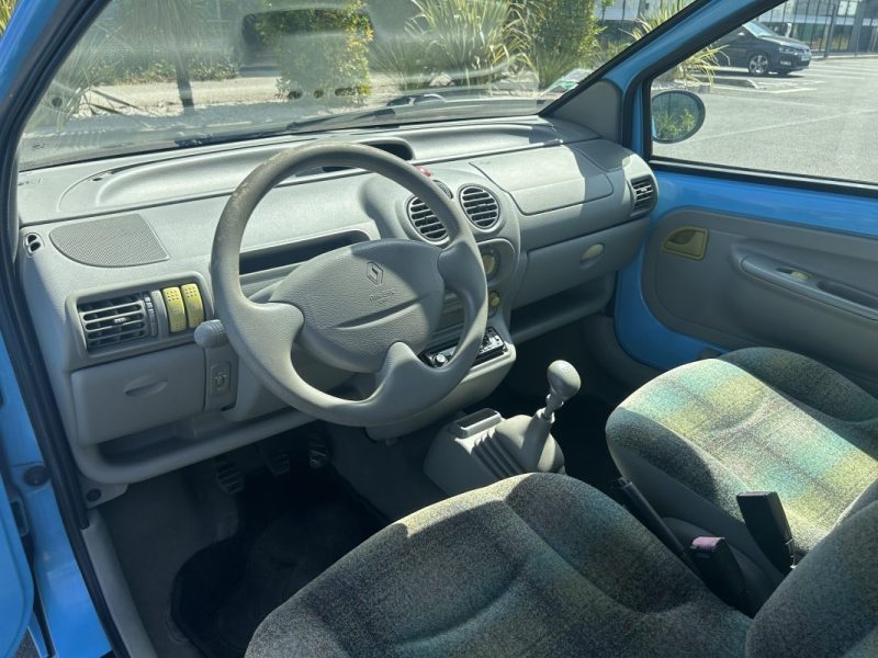 RENAULT TWINGO 1999 (2) 1.2 FIDJI