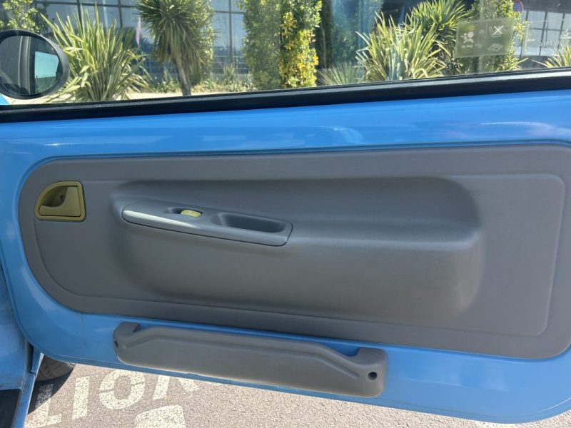 RENAULT TWINGO 1999 (2) 1.2 FIDJI